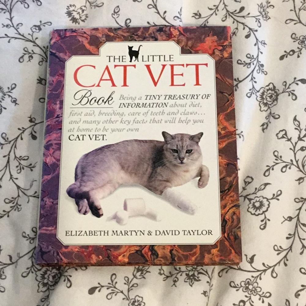 The Little Cat Vet Book hardcover